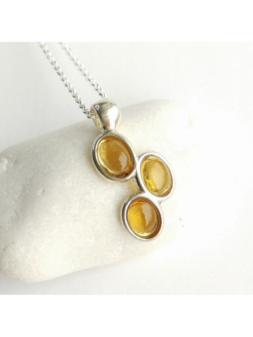 Sterling silver Baltic Amber pendant necklace 🆕